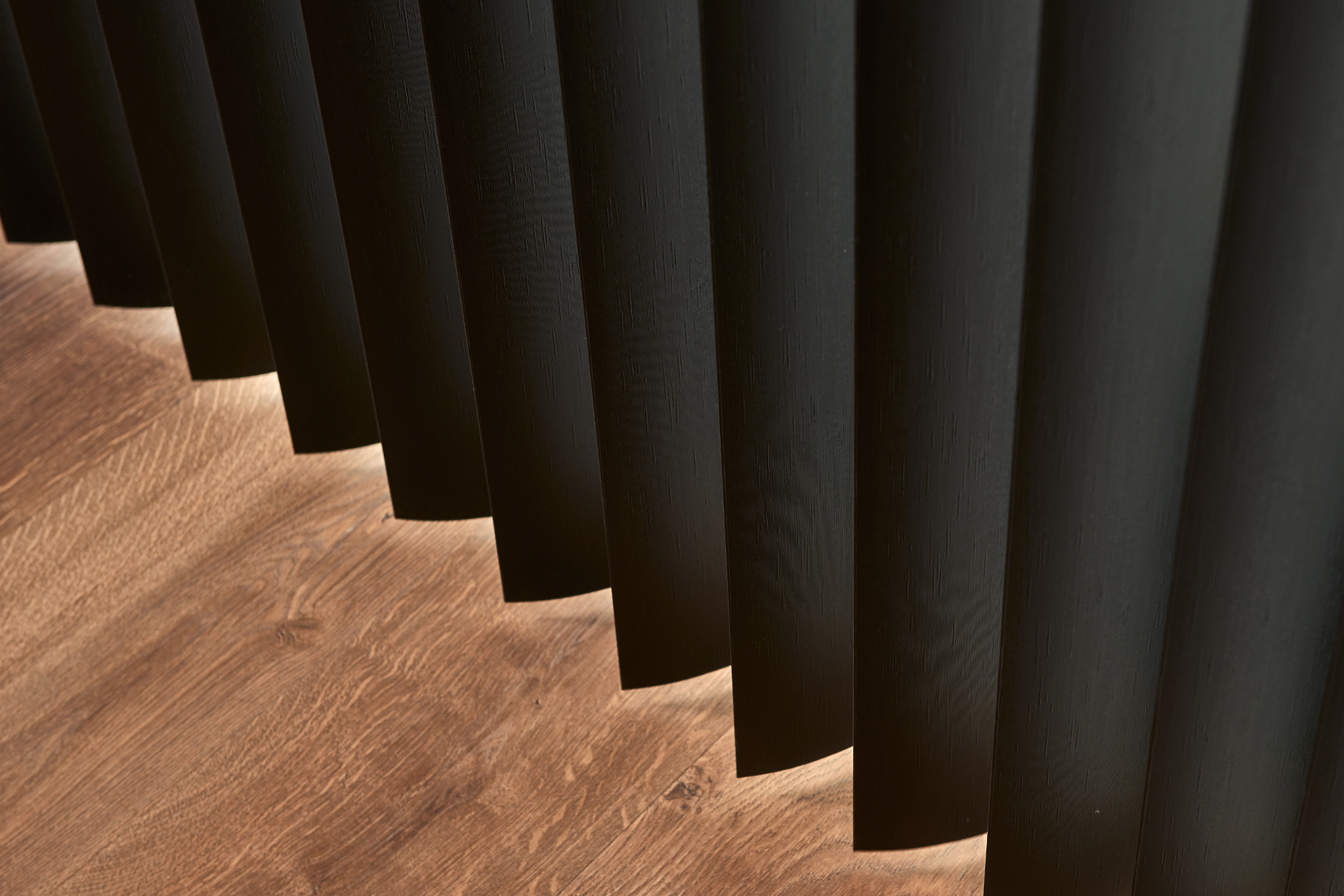 graber-3974-vertical-vinyl-blinds-ed18-v3.png